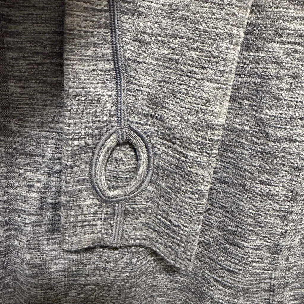 Lululemon Swiftly Tech Long Sleeve Size 12 - Image 4