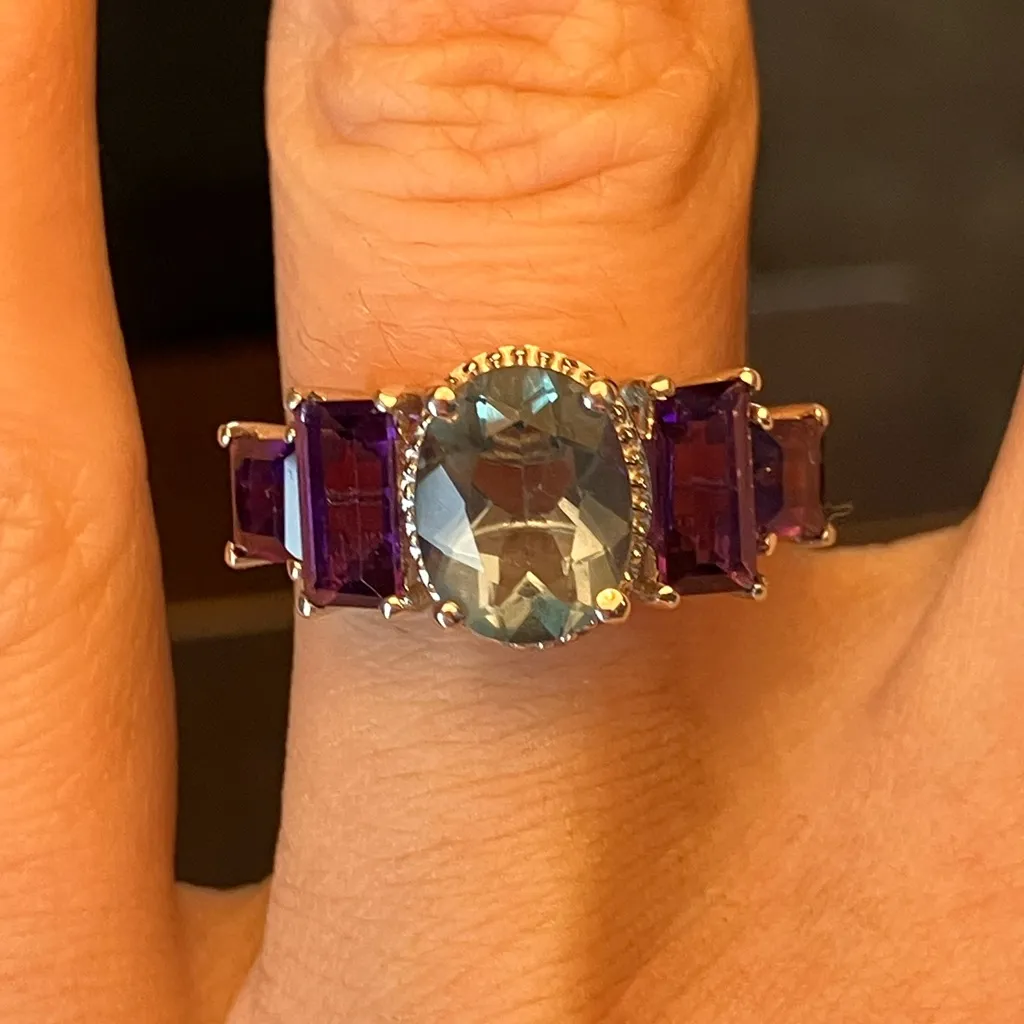 Teal Color Changing African Amethyst Ring Size 7 Silver - Image 2