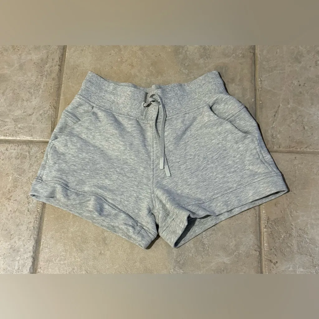 Rare Lululemon 2017 Retired Edition Warm Down Short (4”) Heathered Vapor | Sz 4 - Image 5