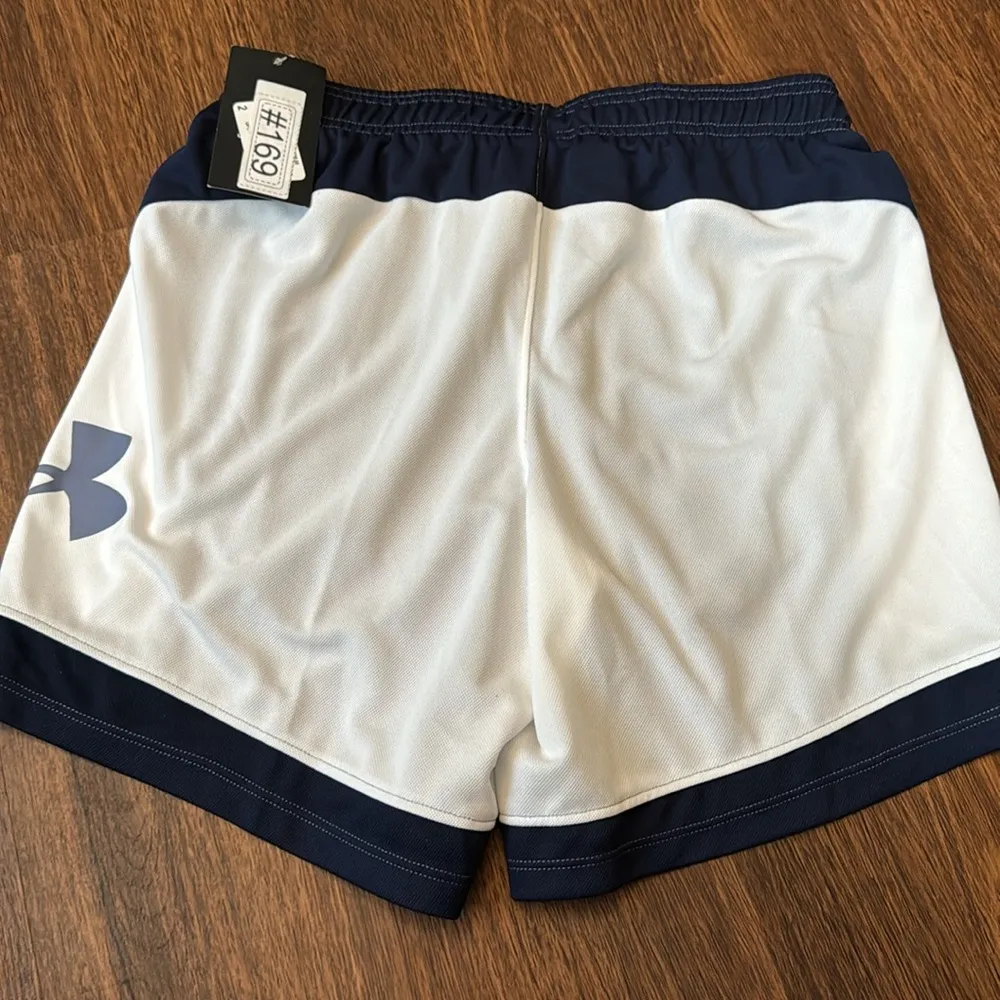 Under armour shorts - Image 8