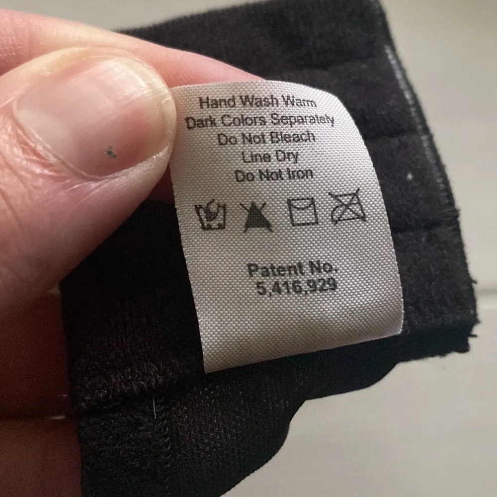 Barely Breezies leopard print lace nylon underwire bra, size 36C Brown - Image 7