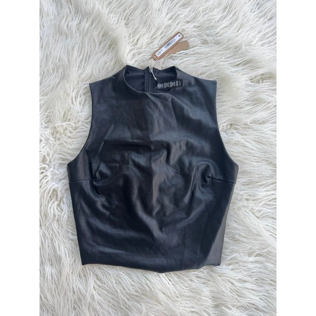 Skims Faux Leather Crew Neck Cropped Top Onyx Size Medium - Image 2