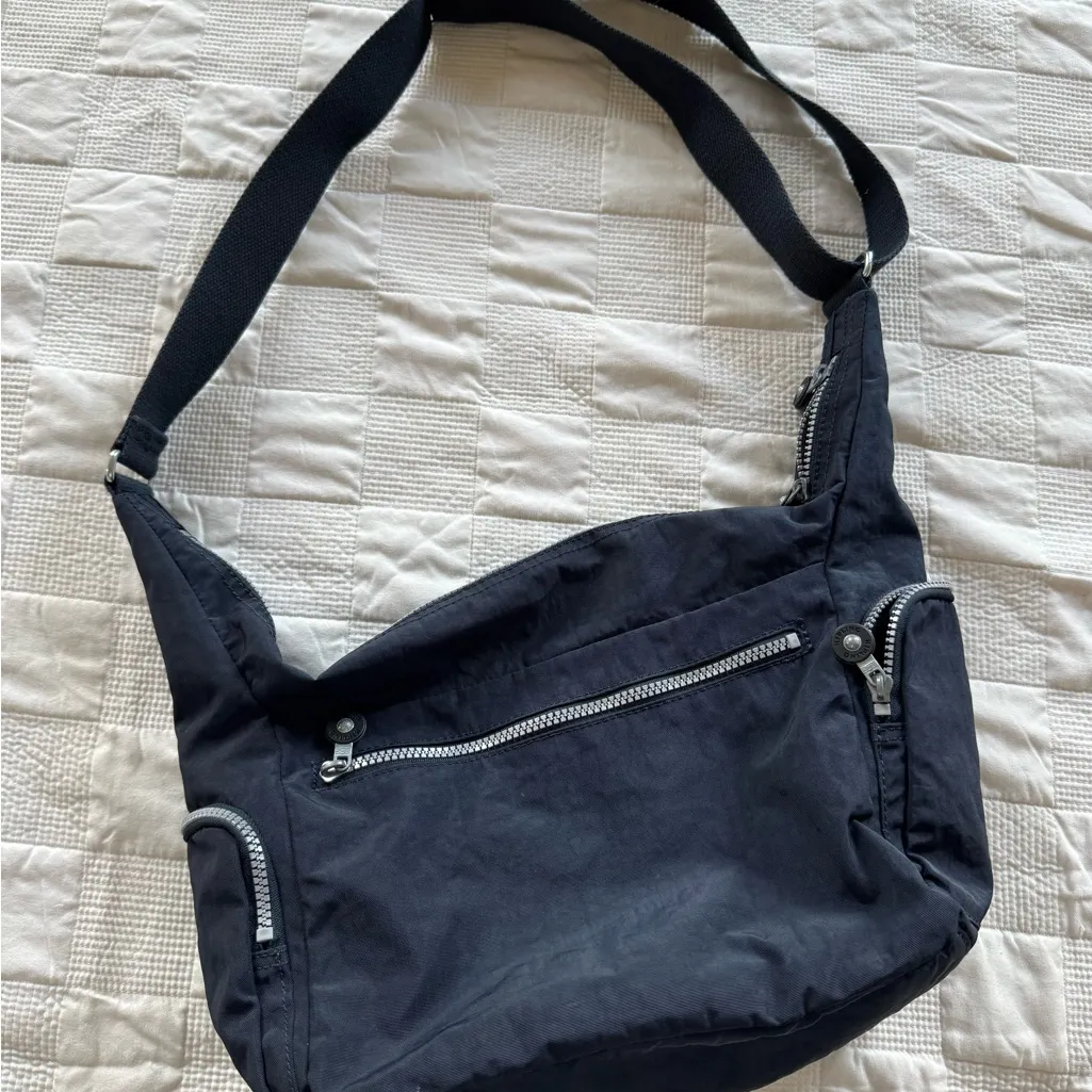 KIPLING Gabbie Crossbody Bag NavyPockets Organization Nylon Zip Top Closure - Image 6