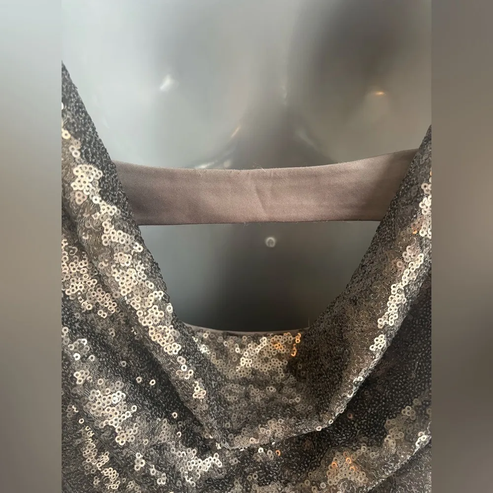 Vera Wang Sequin Sheath Dress Sz 14 Cowl Back Color Pewter Wedding Cocktail 0367 - Image 8