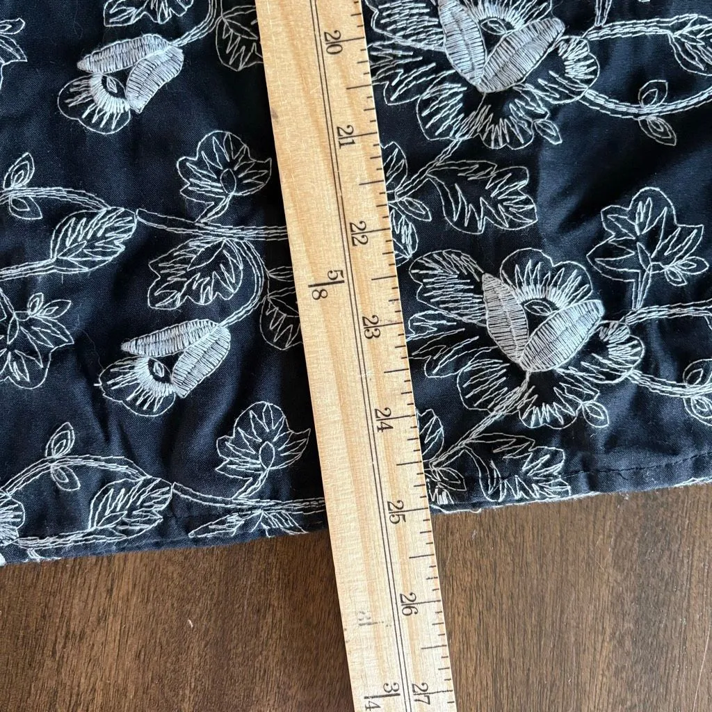 Anthropologie Kindred Cotton Embroidered Floral Henley Popover Size L Top Boho - Image 7