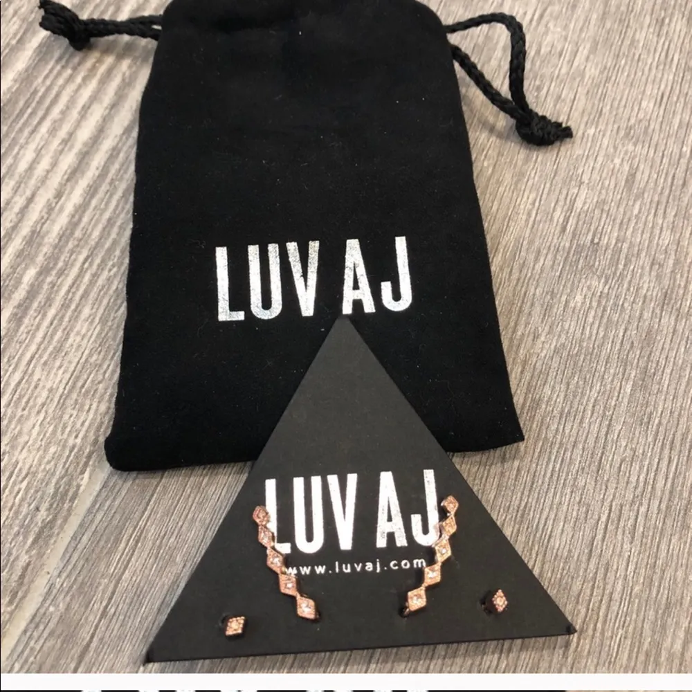 LUV AJ Diamond Kite Crawler + Stud Set - Image 3