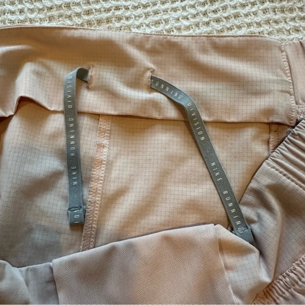 Nike Womens XL Dri Fit Run Division Tempo Luxe Shorts Dd5328-864 Pink/Black - Image 6