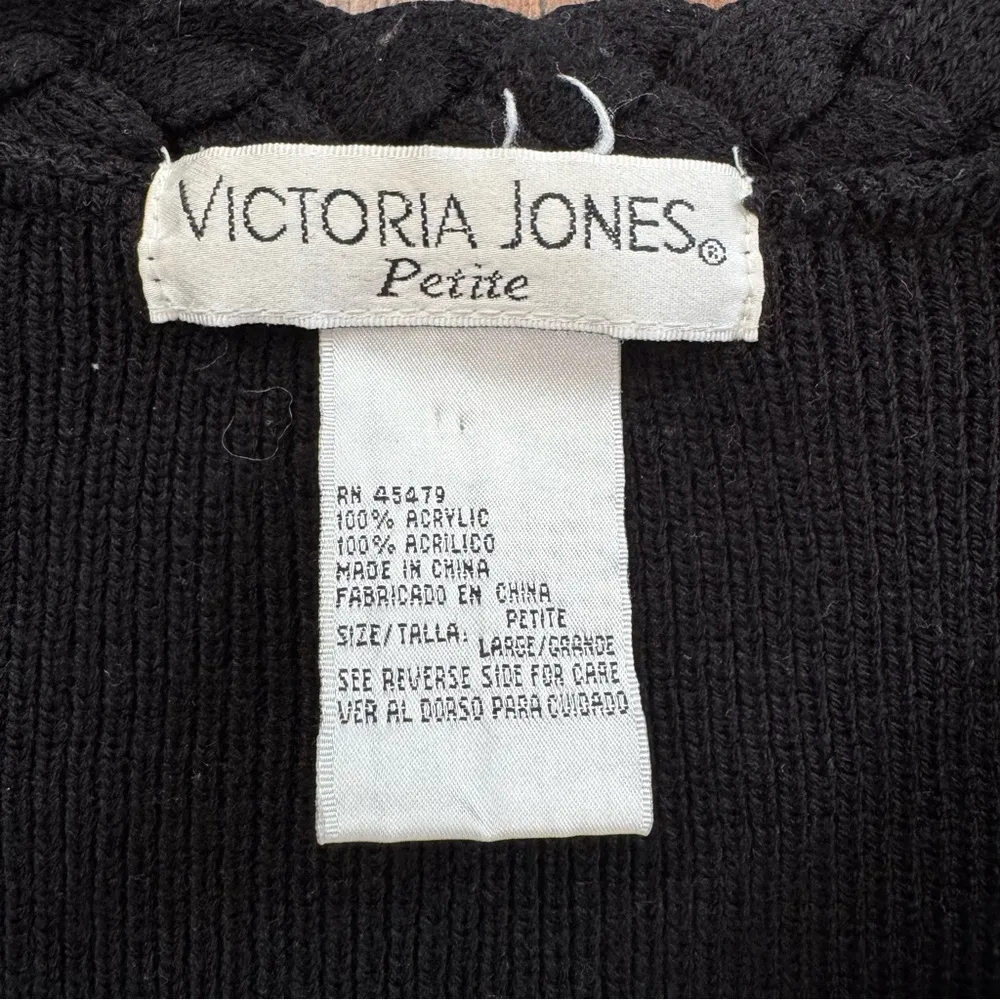 VICTORIA JONES Petite black knit cardigan with braided accent, size Large - Image 6