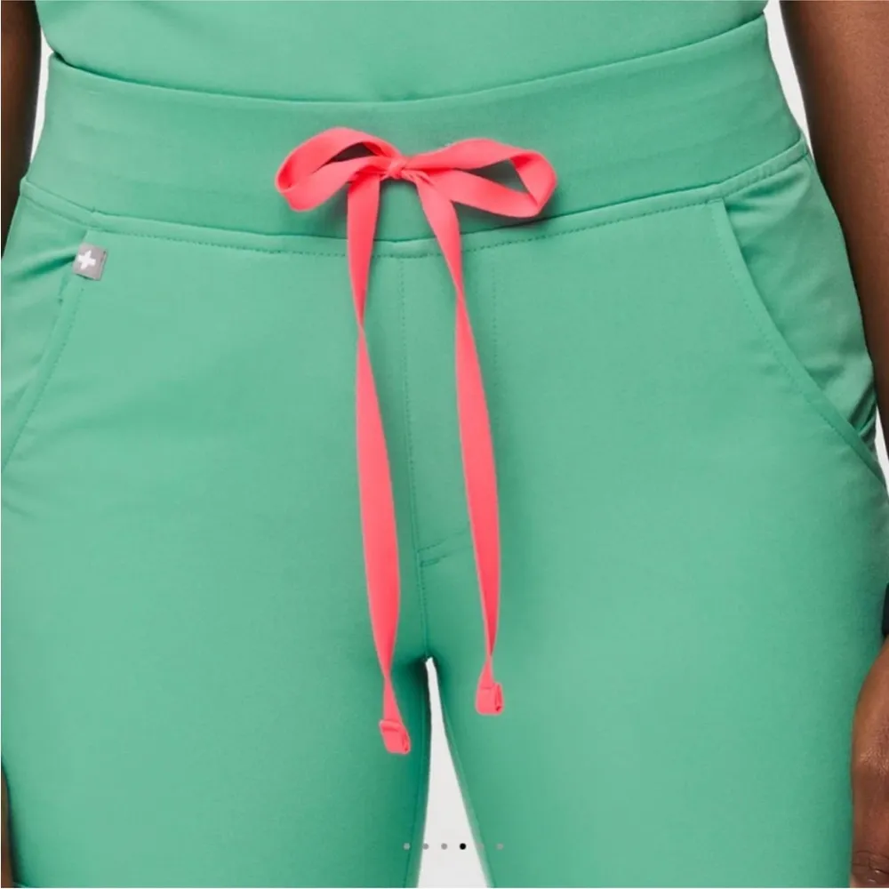 Figs Limited Edition Surgical Green Scrub Set New Size‎ XS Catarina Top Zamora - Image 15