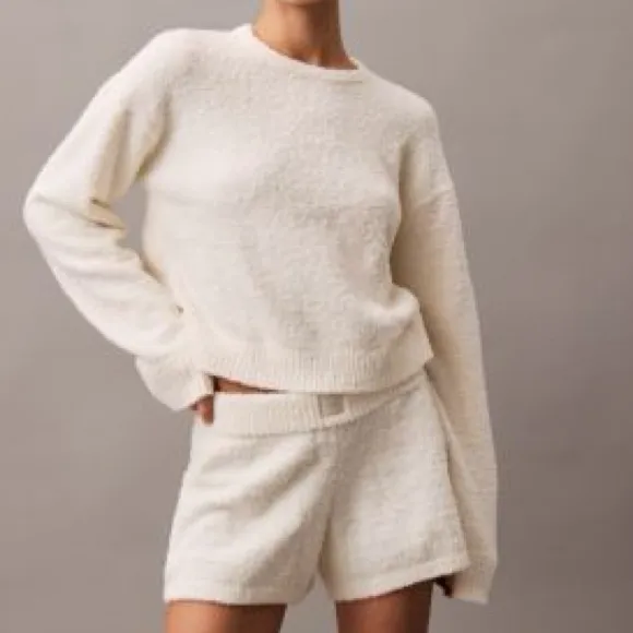 Calvin Klein Plush Sleep Sweatshirt- Size XS - Image 3