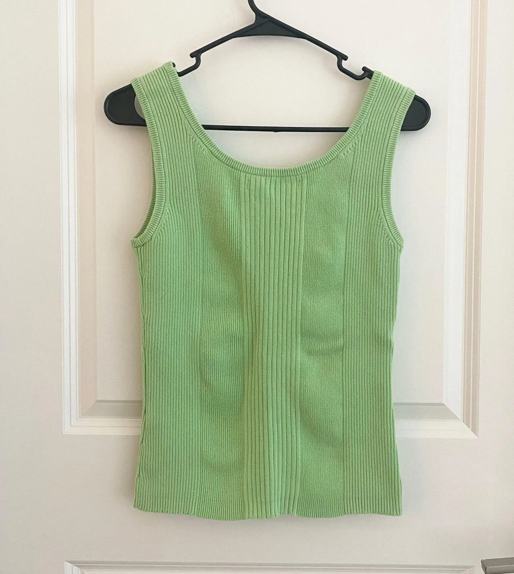 Tommy Hilfiger Vintage  Tank!! - Image 2