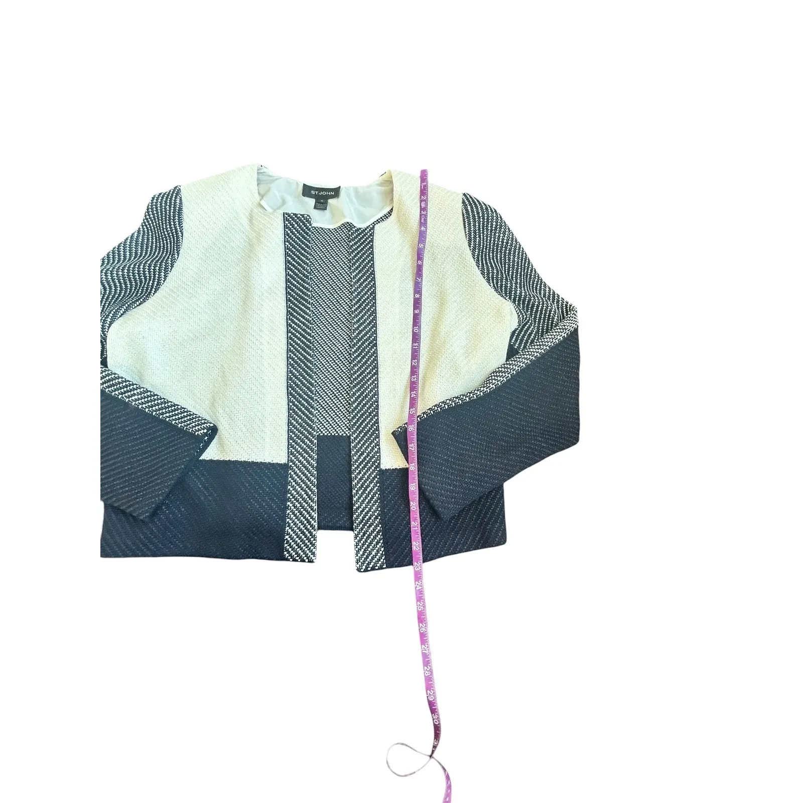 ST JOHN Knit Jacket White Black Geometric Stripe Open Front Cropped Size 18 - Image 9