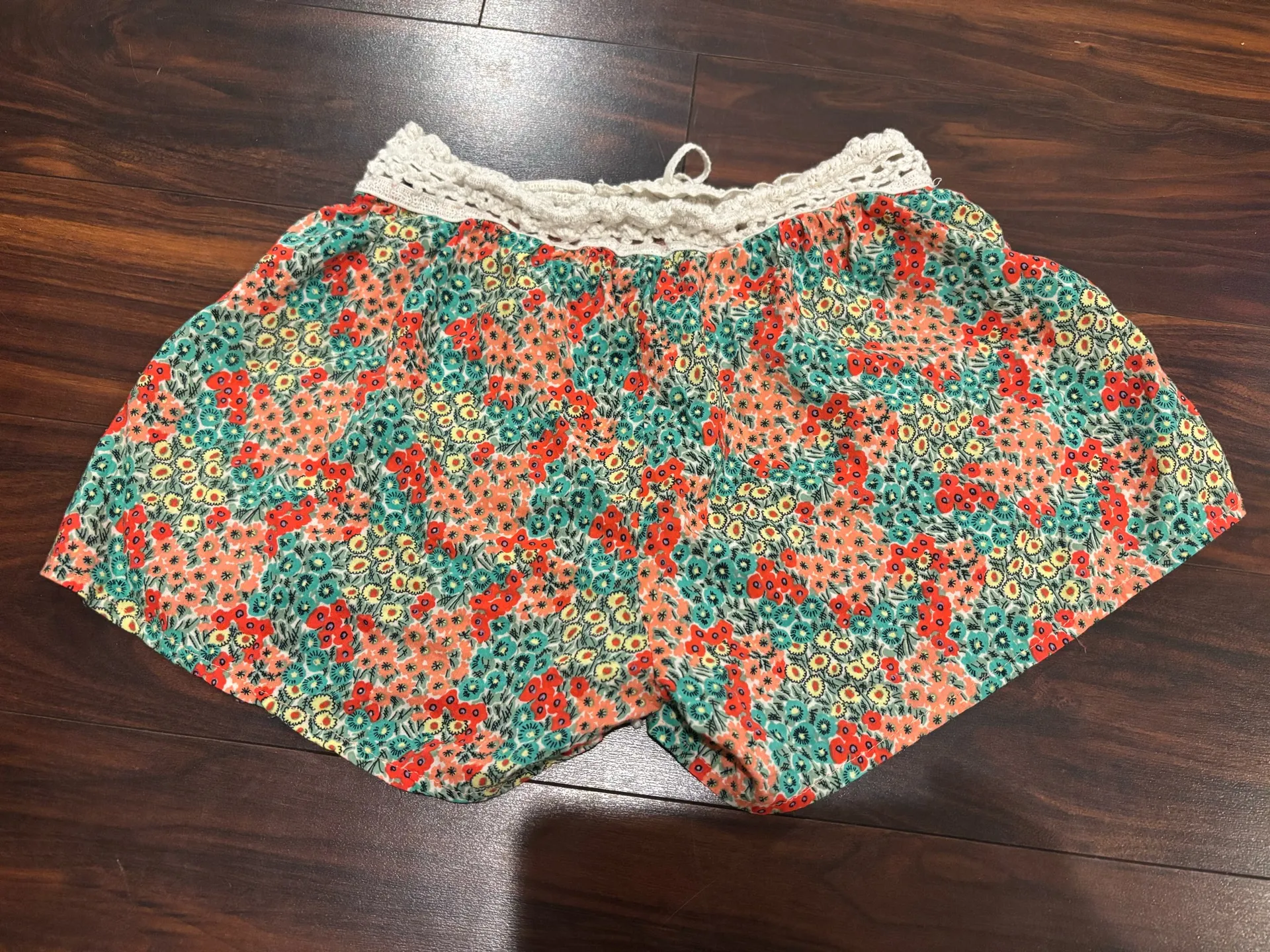 Aerie floral shorts  - Image 4
