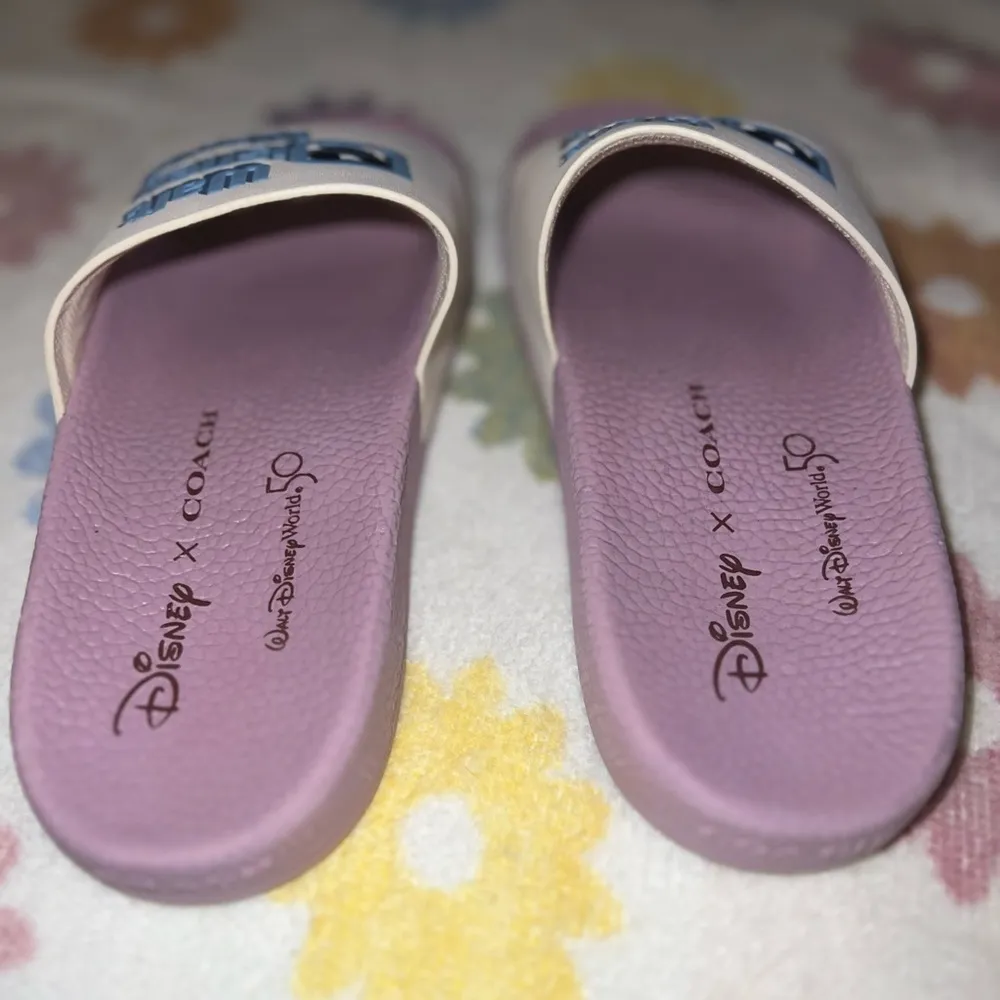 COACH X Walt Disney World Motif Sports Slides NWOT Women’s Size 5 - Image 2