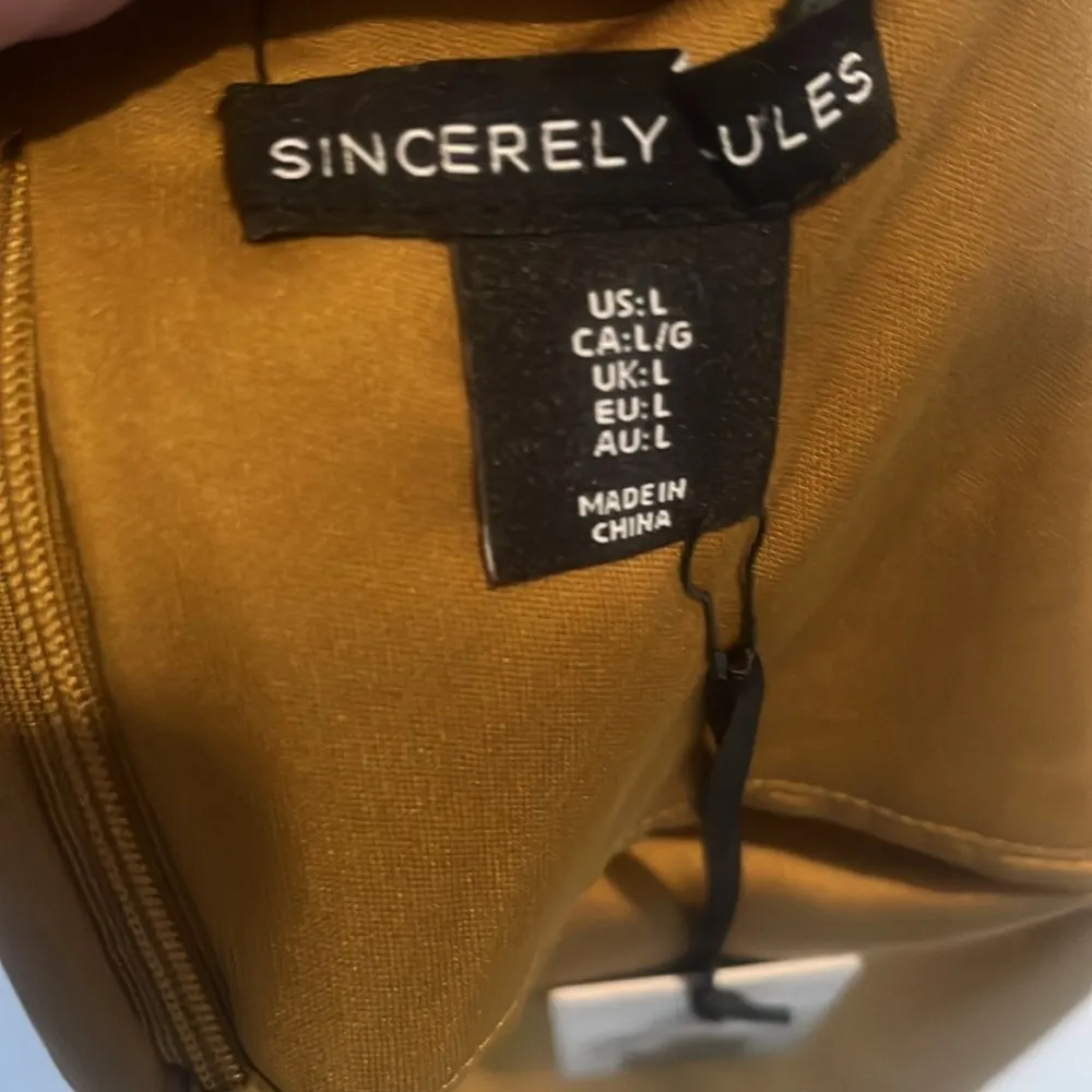 GOLD COPPER V FRONT DROP NECK ADJUSTABLE STRAPS ZIPPER BACK BNWT - Image 3