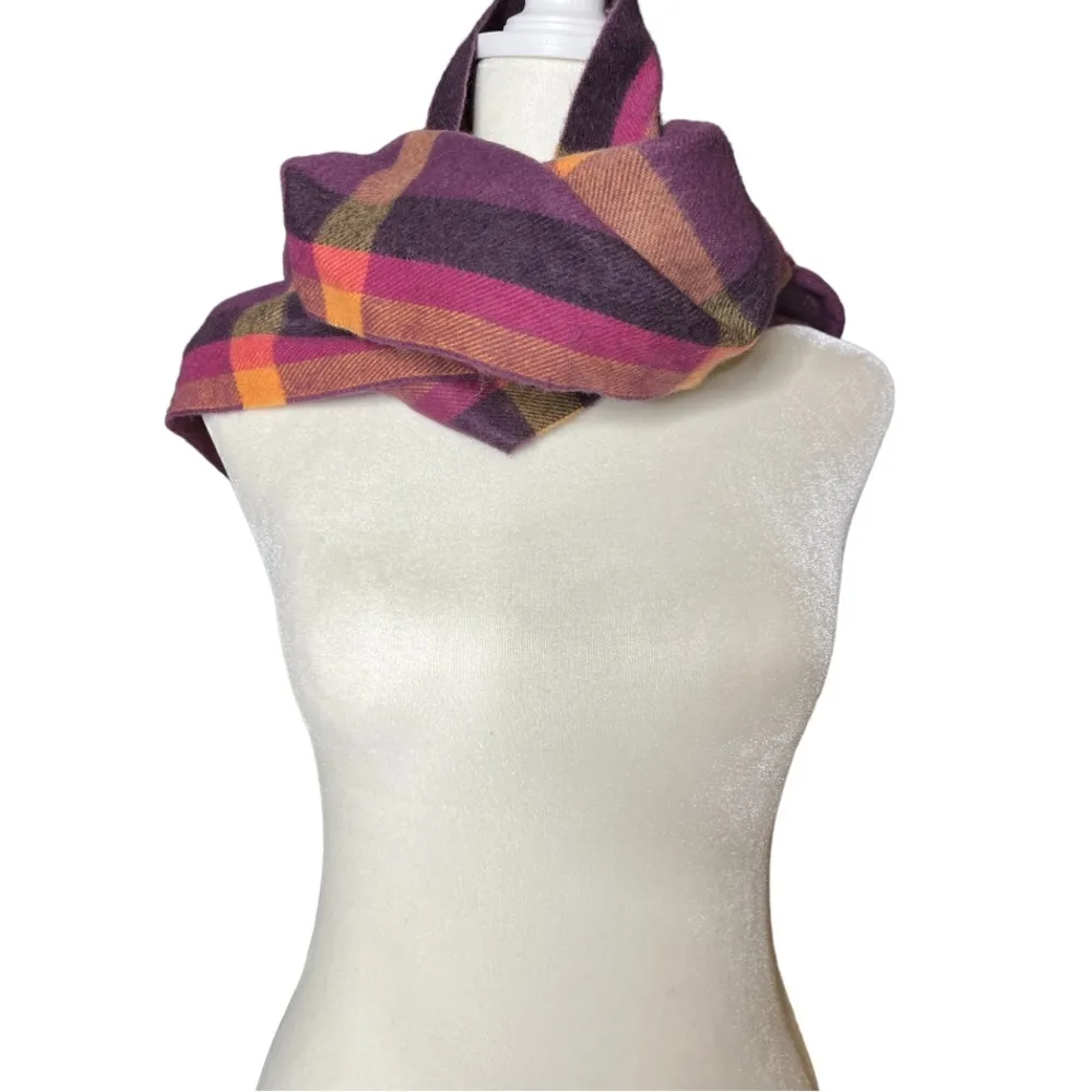 Cashmere feel plaid fringe scarf - Image 5