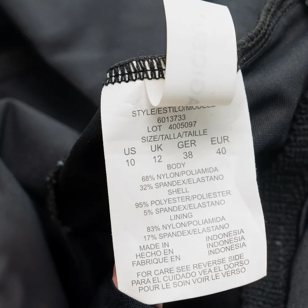 MagicSuit. Jeannie Goldie Romper One Piece Swimsuit. Black Size 10 - Image 4