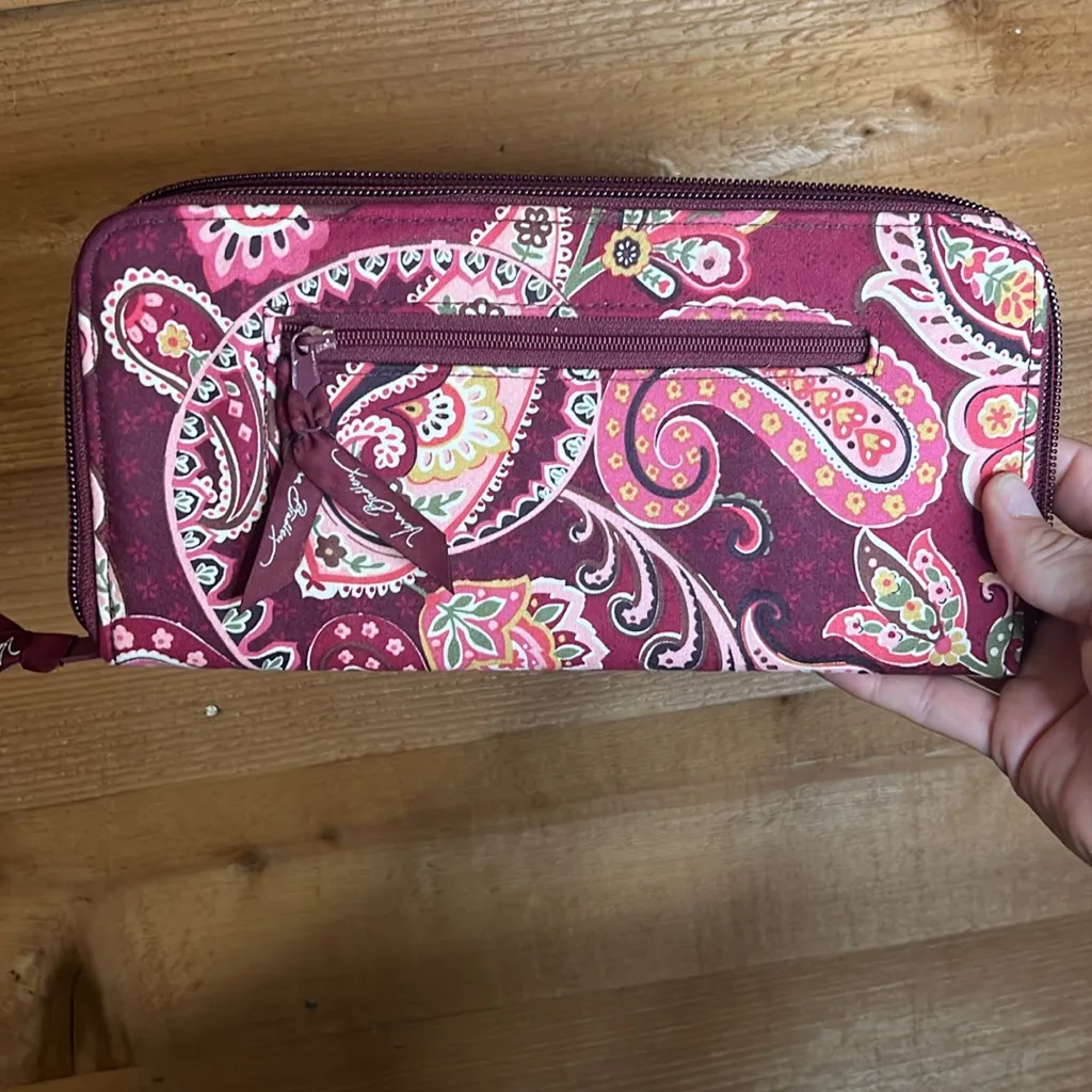 Vera Bradley Piccadilly Plum Travel Wallet Organizer Zip Large Coupon Passport - Image 3