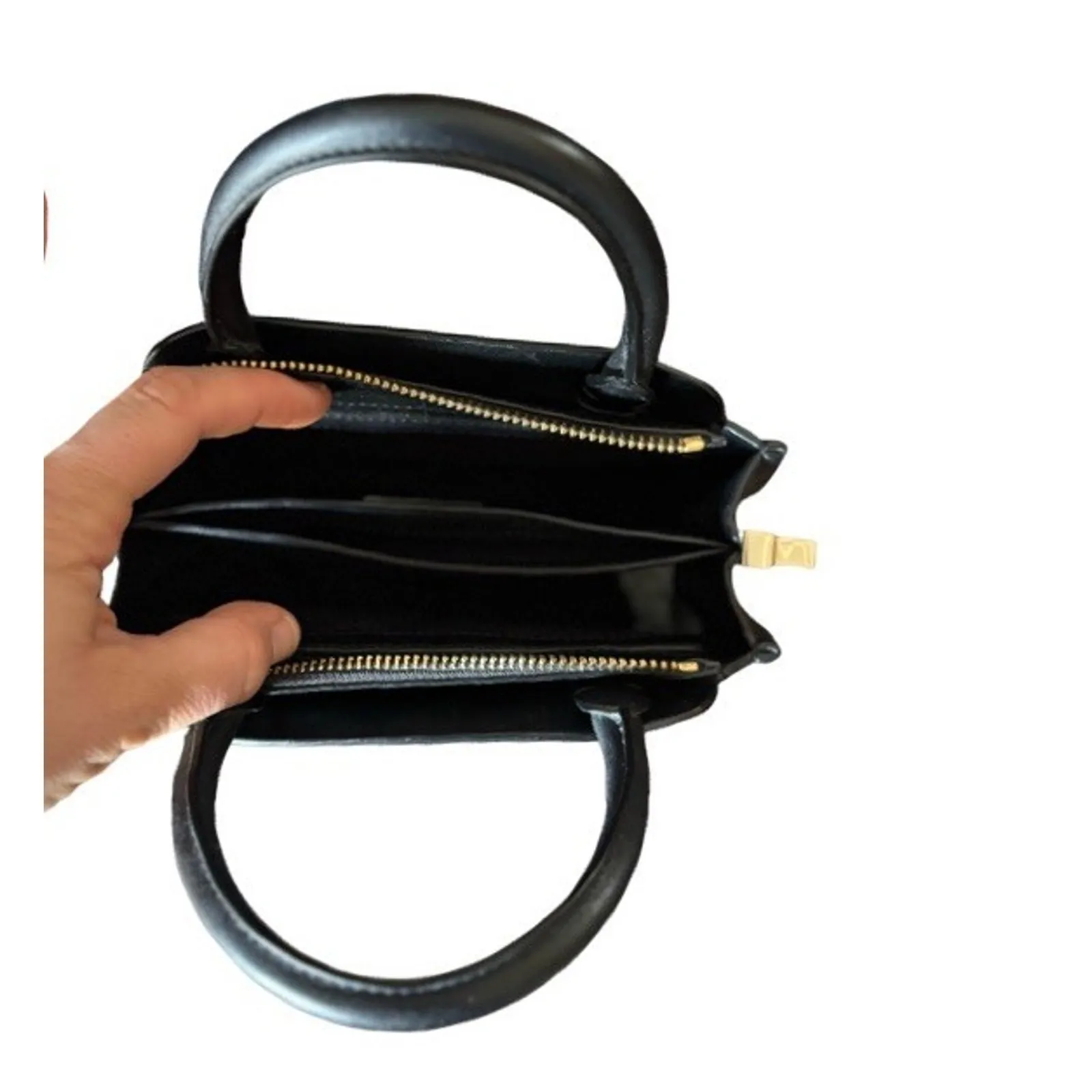 Aritzia Auxiliary Square Crossbody Bag Small Black Strap Mini Gold Hardware NWOT - Image 5