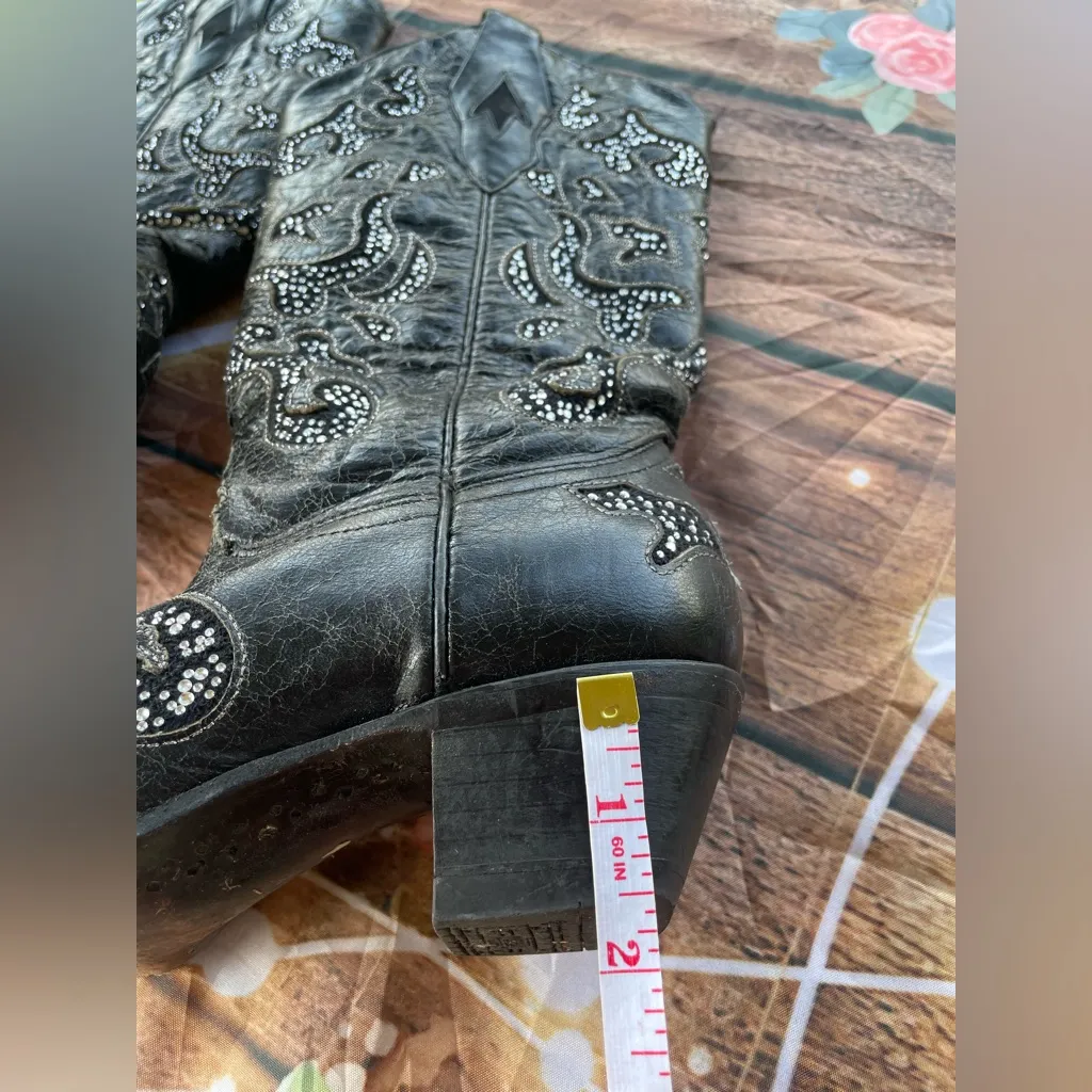 Corral Black Heeled Boots with Western Flair - Image 15