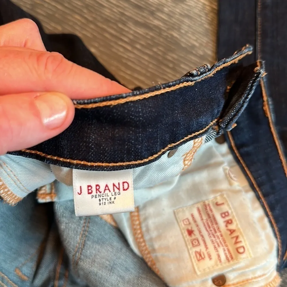 J Brand Jeans - Dark Wash - Pencil Leg size 27 - Image 7