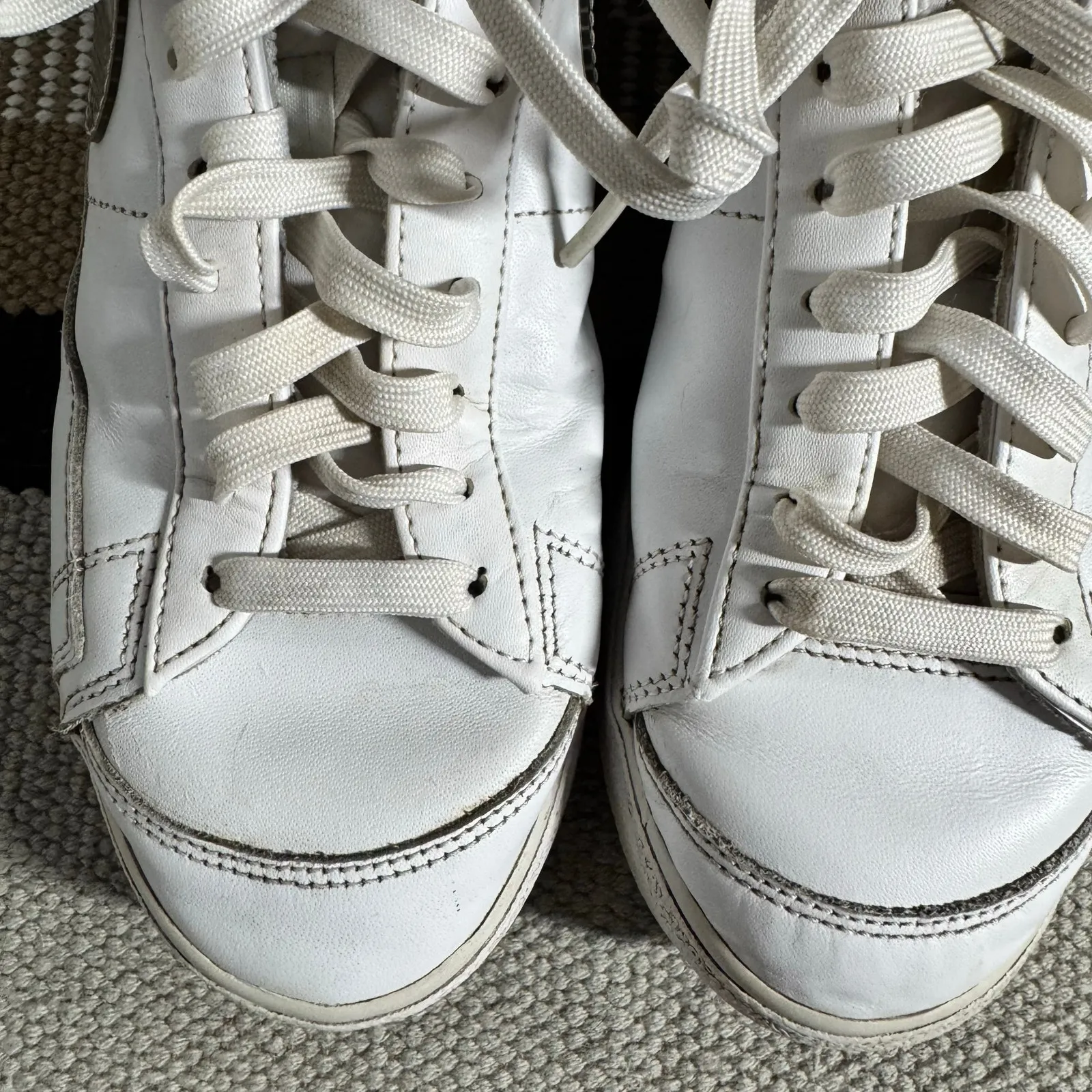 Nike Blazer Platform Low Women's Size 9 US DQ7654-100 White Mint Foam Shoes - Image 2