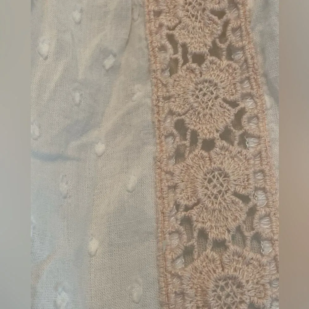 Tularosa White Off-Shoulder Crochet inlay Pom Hem Oversized Lined Eyelet Top M - Image 4