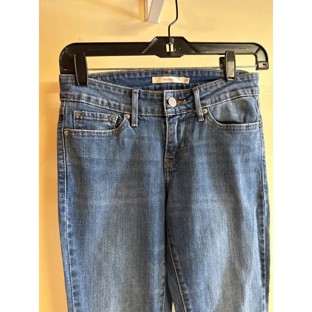 Levis Womens 711 Skinny Mid-Rise Jeans Medium Wash Denim Size 2 - Image 2