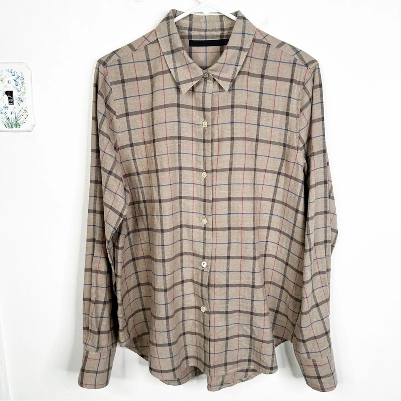Jenni Kayne Lightweight Button Down Flannel in Taupe Plaid Size Medium Tan - Image 4