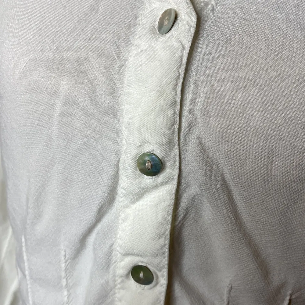 J. Jill Cream Button Up Blouse w/ Shell Buttons Size S - Image 2