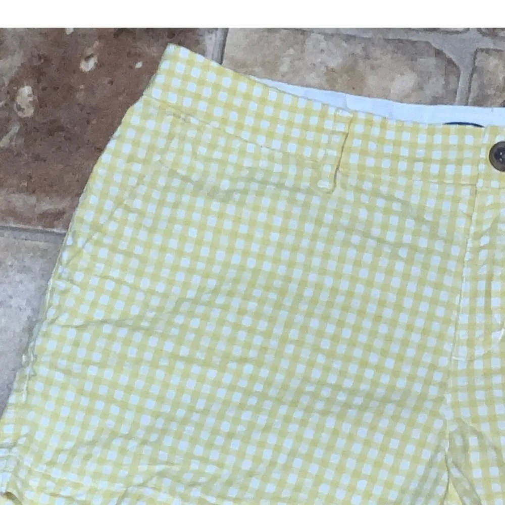 Old Navy Yellow & White Gingham Print Mid Rise Chino Short Pockets Shorts Size 6 - Image 7