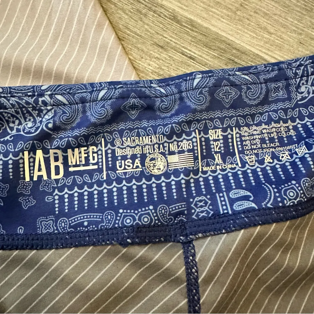 CrossFit Booty Shorts IAB Mfg
Size 12 XL Shorts Lot Of 2, No - Image 9