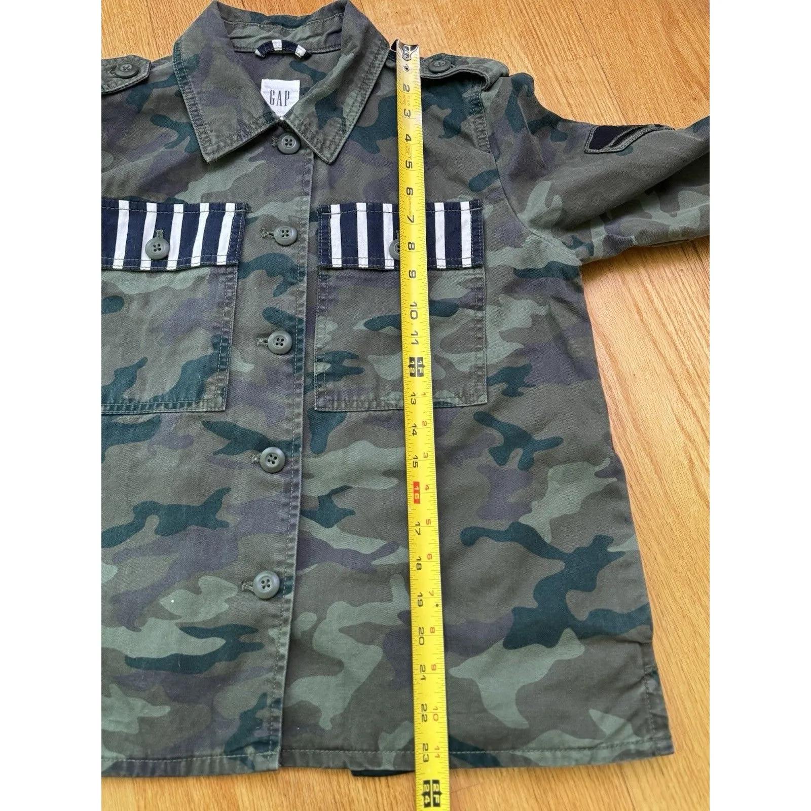 GAP Women’s Utility Shirt Military Jacket Green Camo Print Striped Cuff Sz S - Image 8