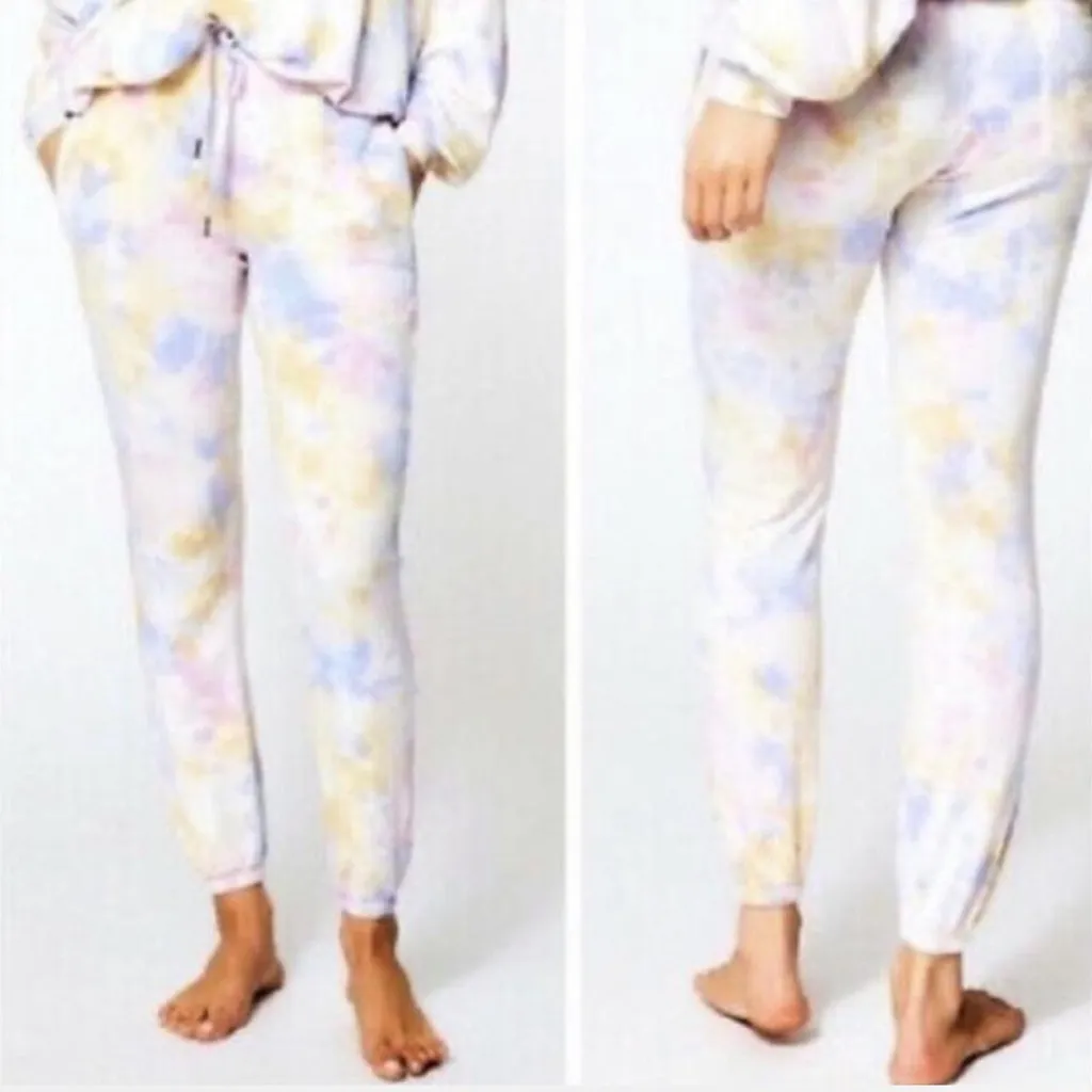 Young Fabulous & Broke Pastel 2-Piece Tie-Dye Lounge Set - Image 12
