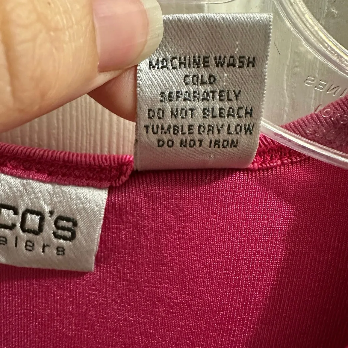 Chico‘s Travelers Bright Pink Stretch Knit Cap Sleeve Top 1 Medium Vintage Y2K - Image 6