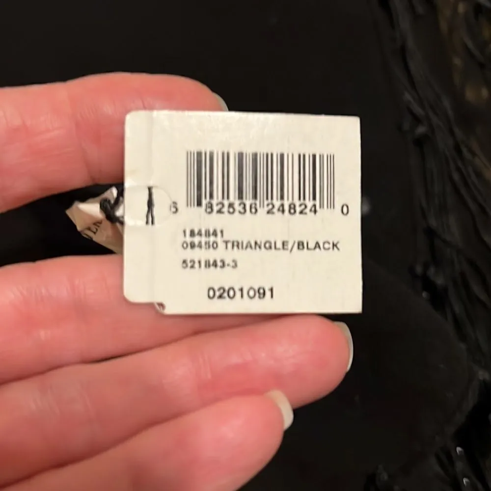 NWT Bijoux Terner beautiful black shawl/wrap with sequins and fringe - Image 5