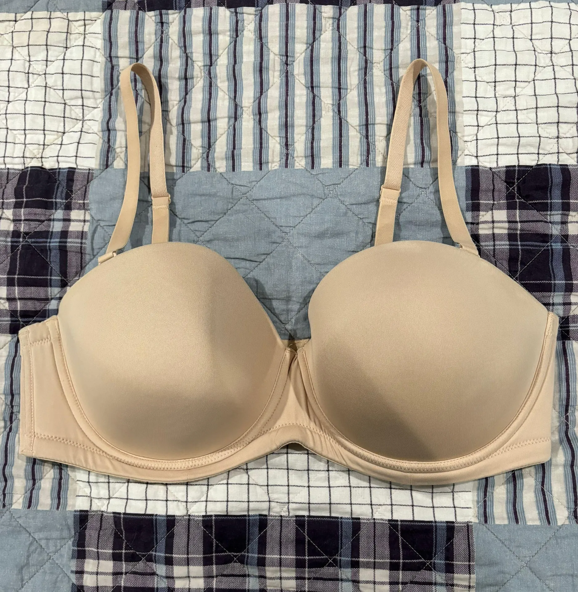 Red Carpet Strapless Bra, with strap, SZ 40DD - Image 3
