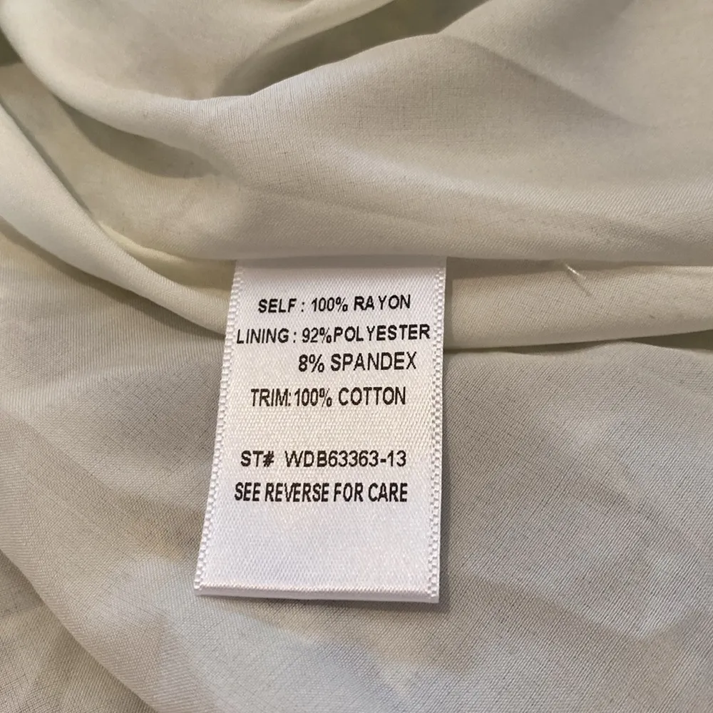 Lost + Wander Smocked Bodice S/S Blossom & Bloom Blue Yellow Floral Dress Sz L - Image 9