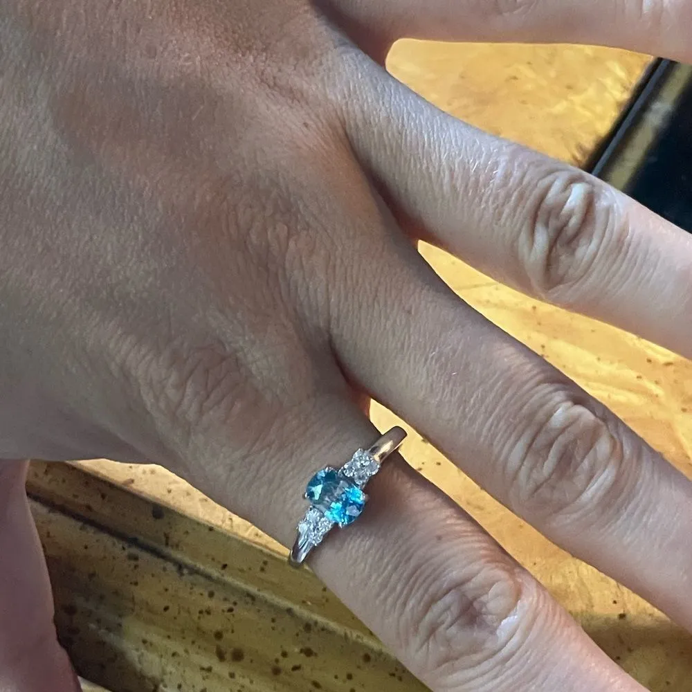 Natural Blue Zircon Moissanite Sterling Silver Ring Size 9 - Image 4