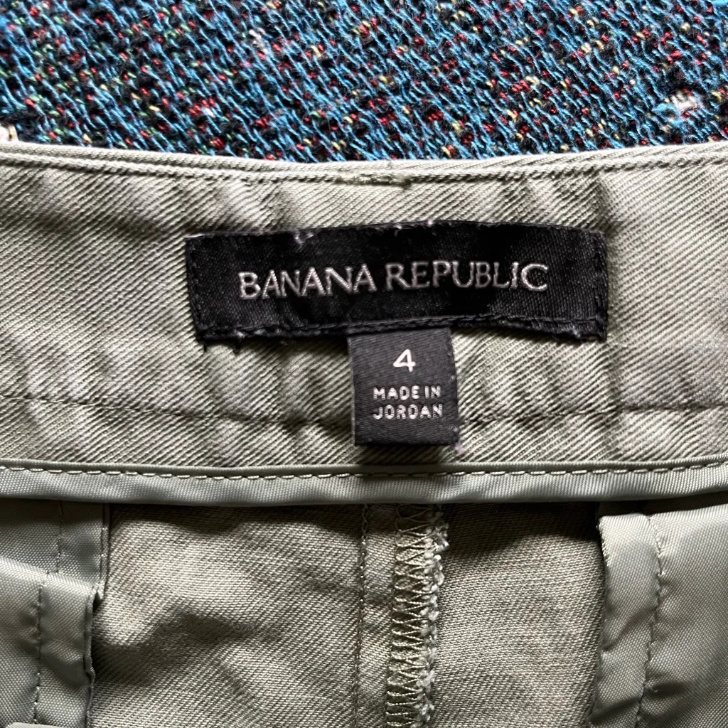 Banana Republic High Waist Green Shorts SZ 4 Bermuda Cargo Relaxed Stretch - Image 10