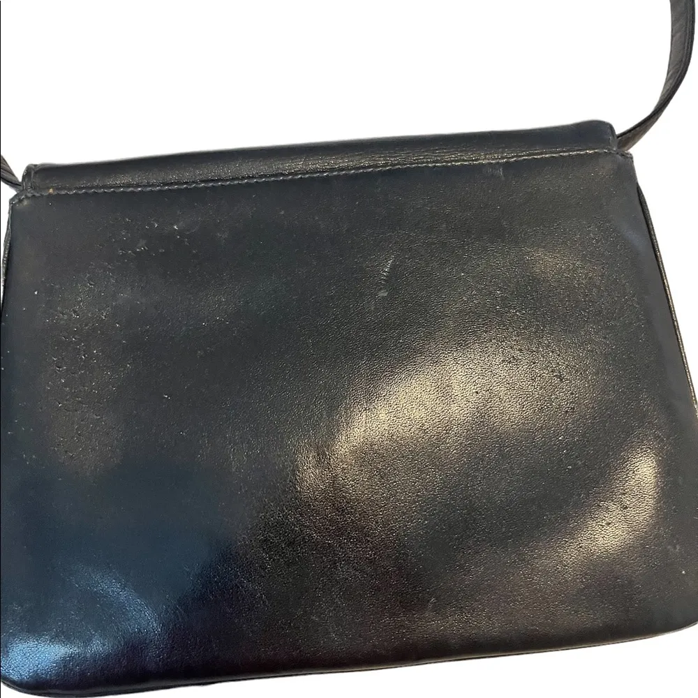 Susan Gail vintage black leather bag. Some wear on the back - Image 2