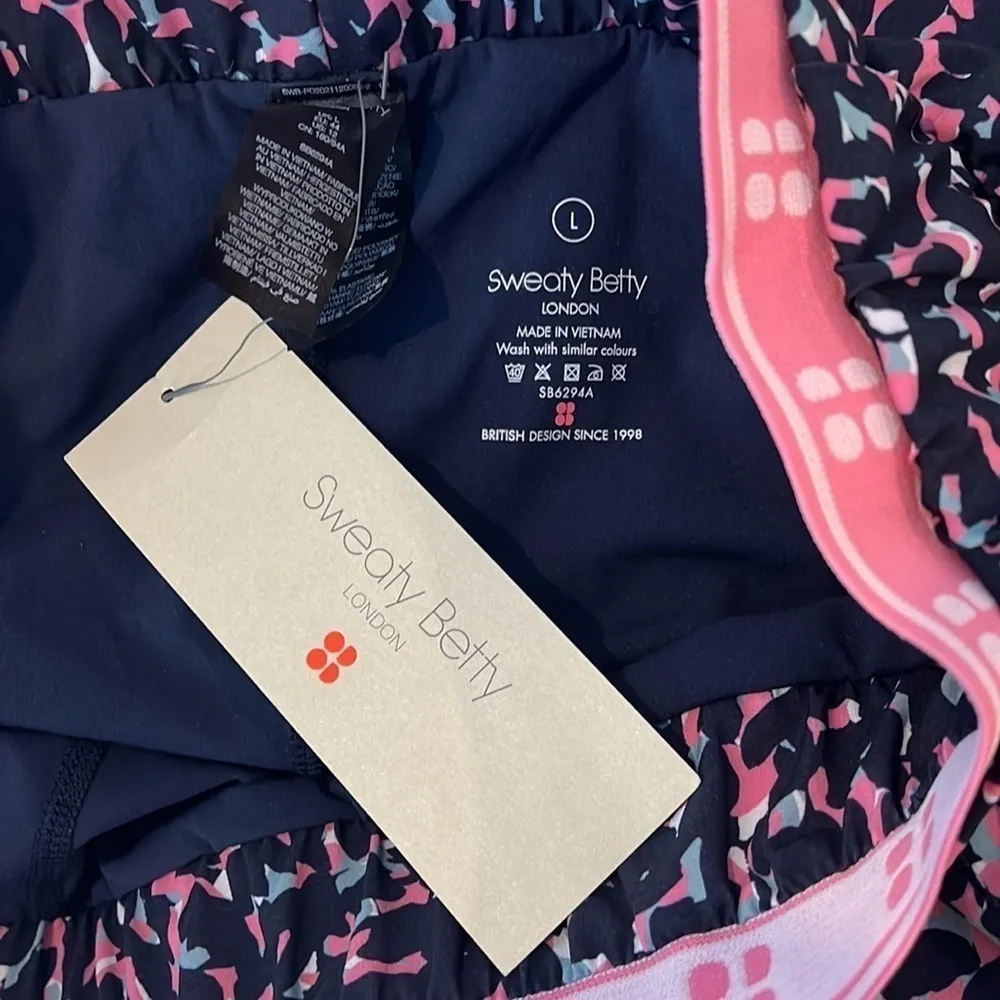 Sweaty Betty On Your Marks 4” Running Shorts Large New with tags! - Image 13