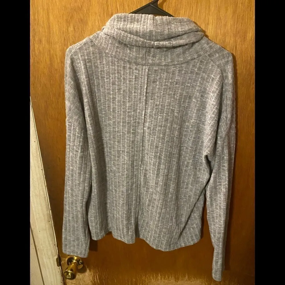B.P.SWEATER Size XL - Image 2