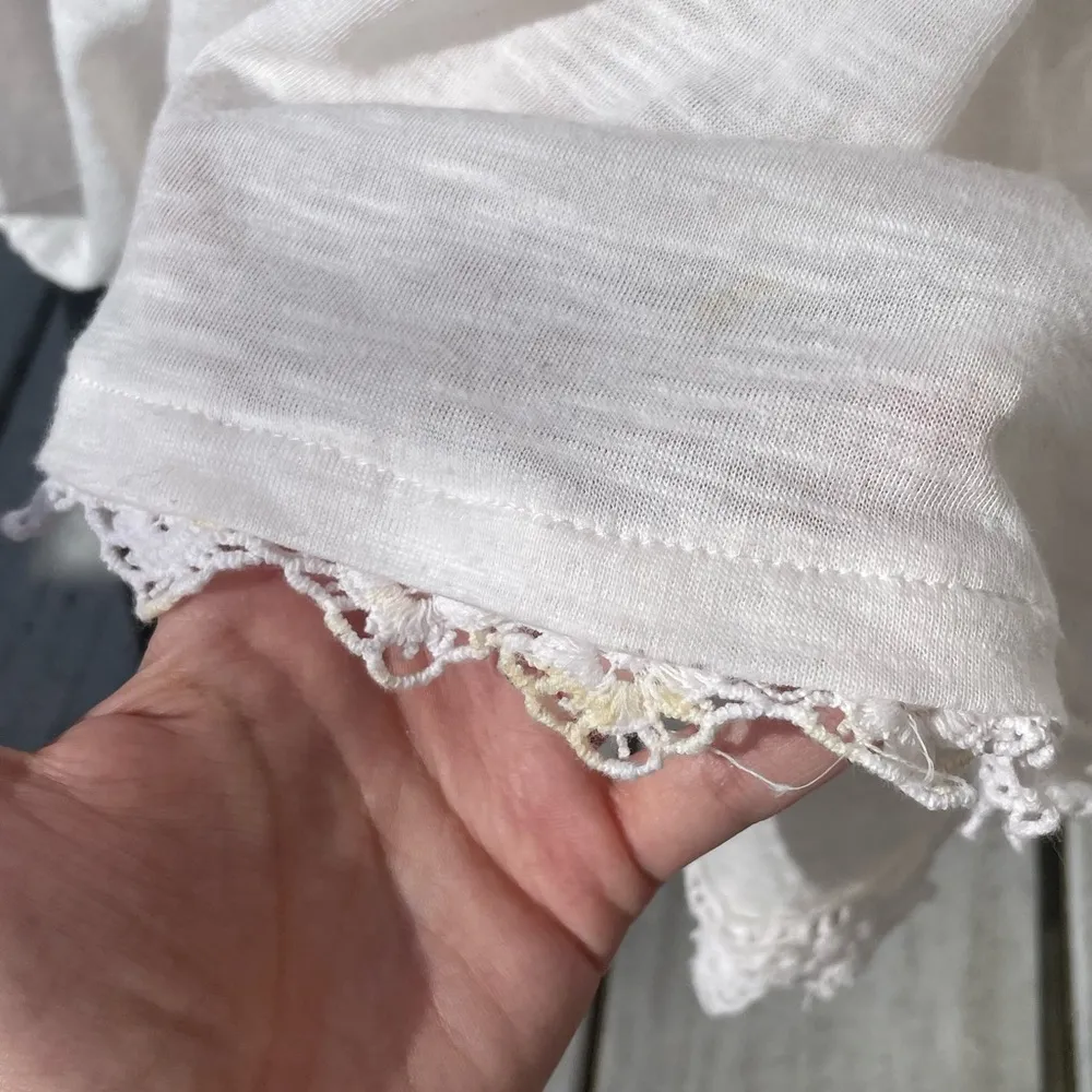 White Long Sleeve Floral Top Size S - Image 7