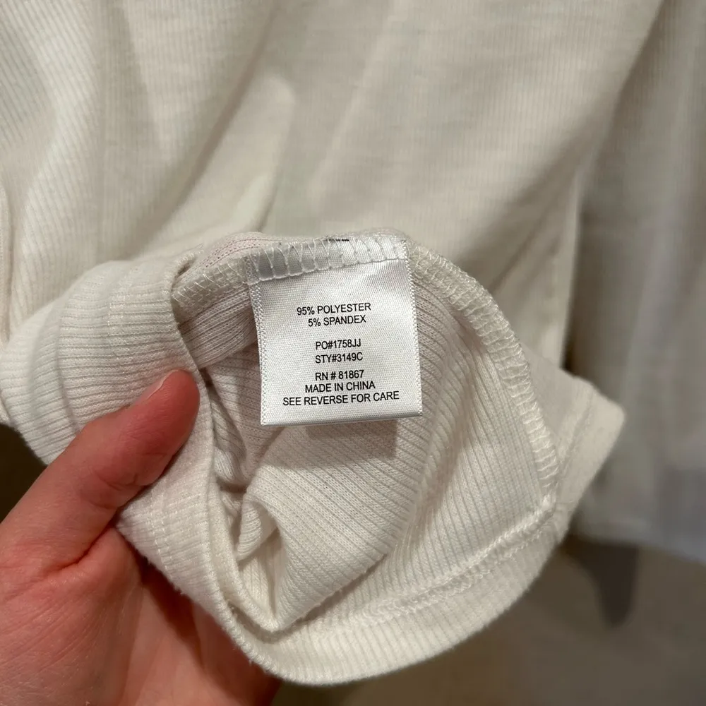 Olivia Sky Women's Cream Button-Up Long Sleeve Top - Image 10