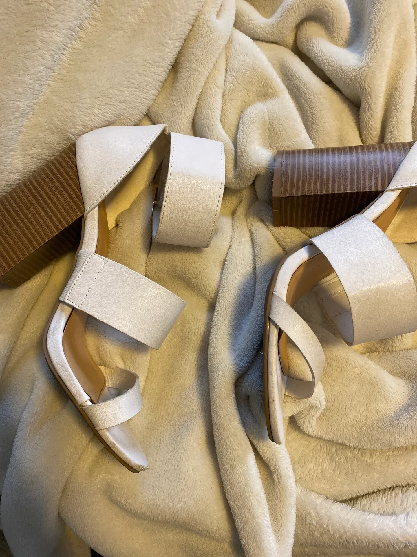 White Buckle Heeled Sandals Size 7 - Image 14