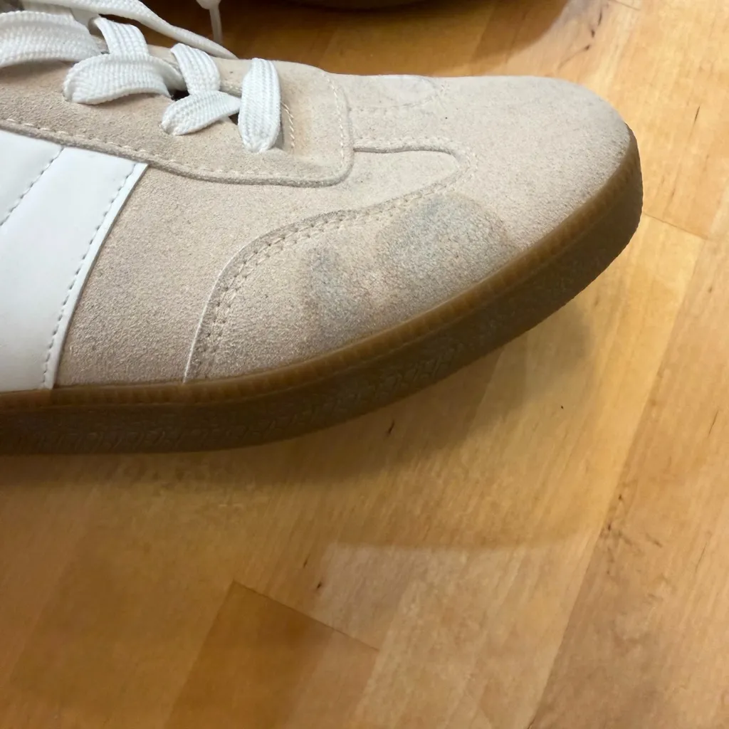 French Connection Austra Beige and White Sneakers - Image 8