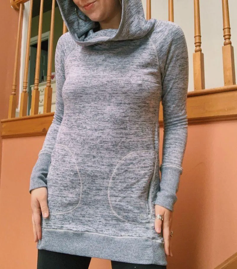 Long Work Out Sweatshirt  - Image 2