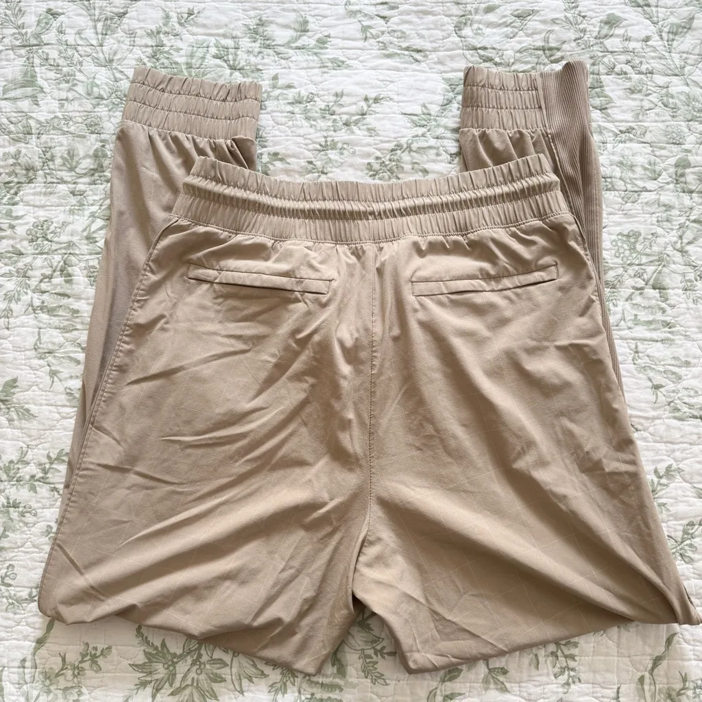 Athleta Brooklyn Textured Athleisure Joggers Pants Windowpane Tilt Taupe Size 8 - Image 9