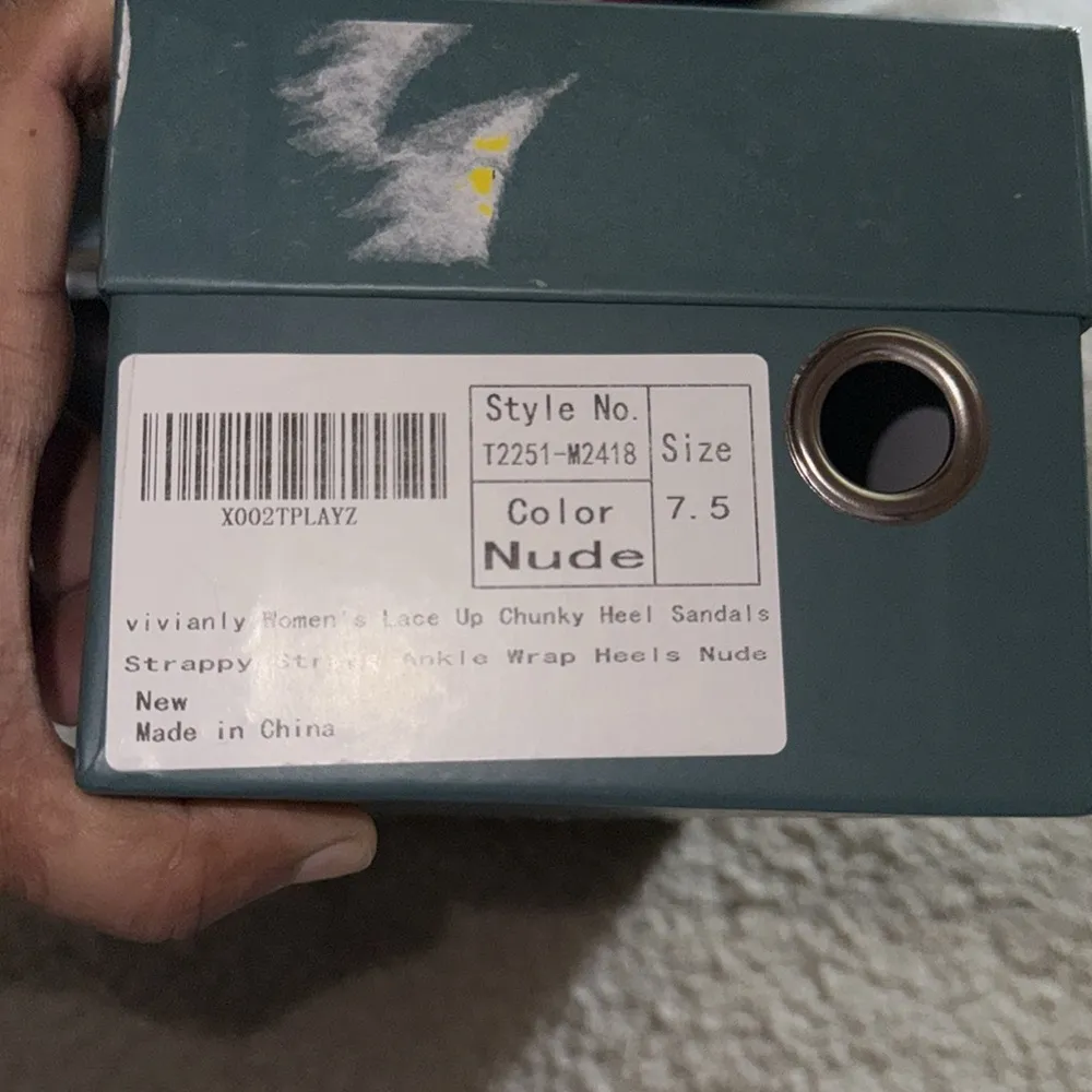 vivianly Women's Lace Up Chunky Heel Strappy Straps Ankle Wrap Heel 7.5 like new - Image 10